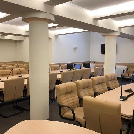 Gerdan Hotel Yaremche Bagian luar foto