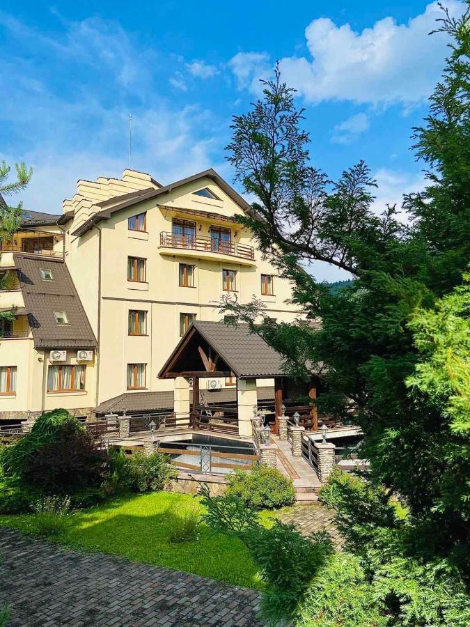 Gerdan Hotel Yaremche Bagian luar foto