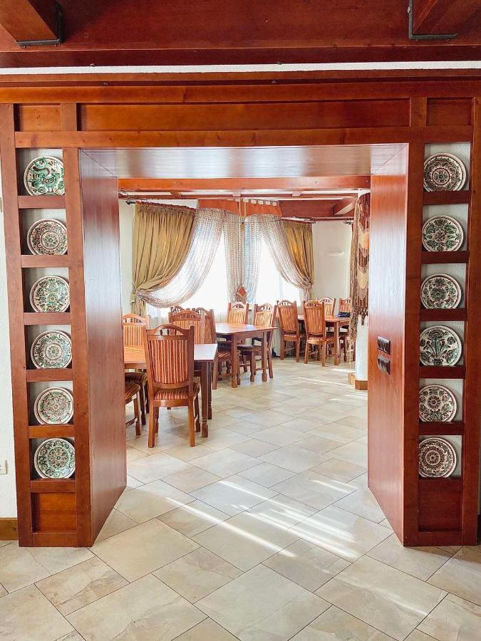 Gerdan Hotel Yaremche Bagian luar foto