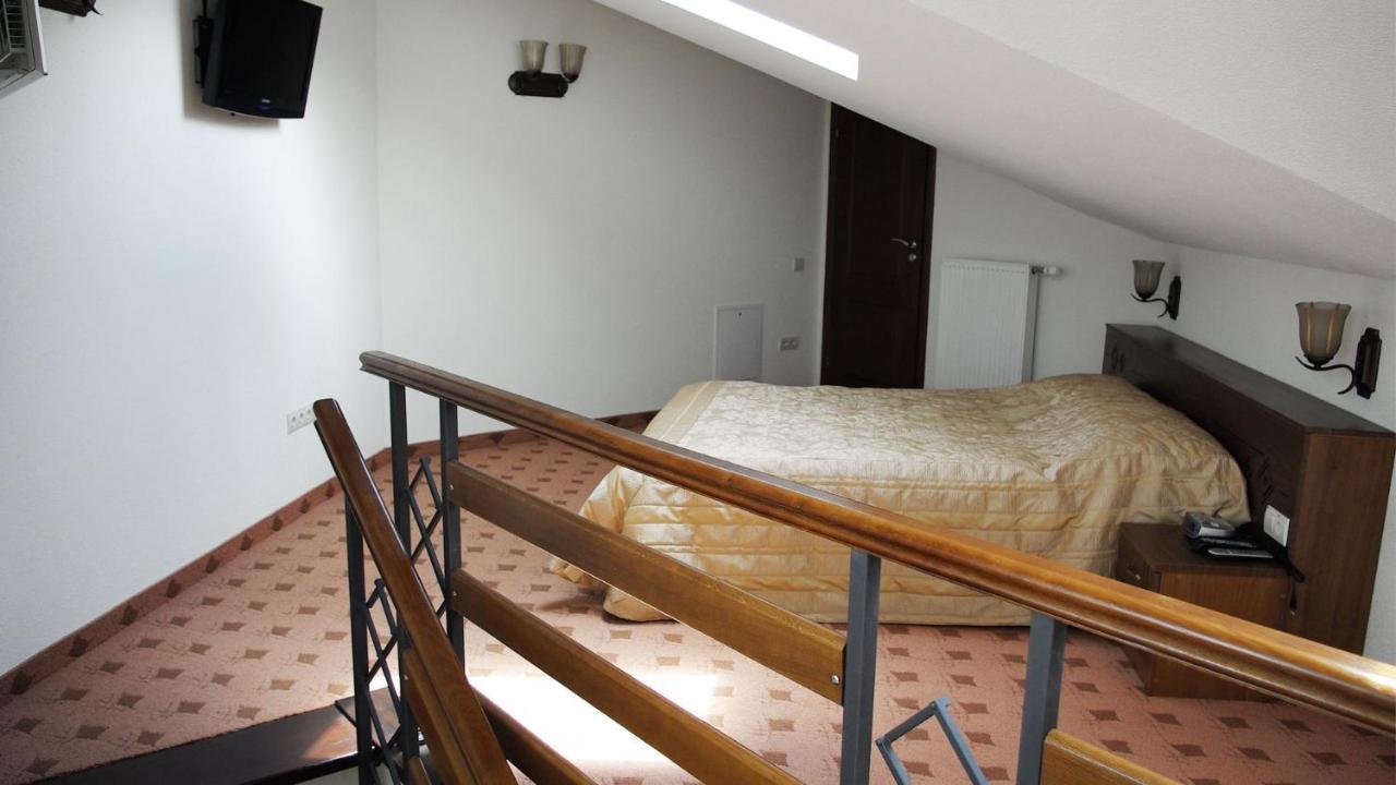 Gerdan Hotel Yaremche Bagian luar foto
