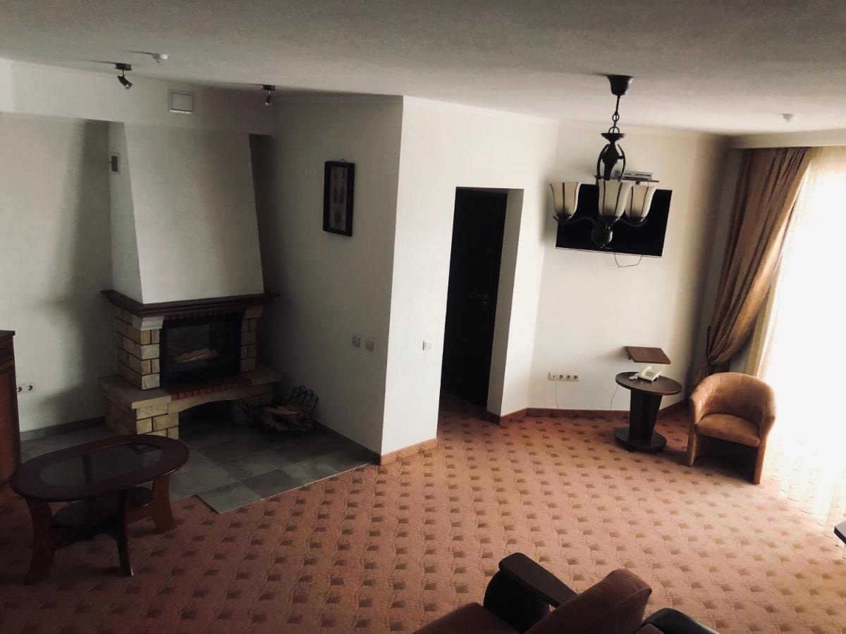 Gerdan Hotel Yaremche Bagian luar foto